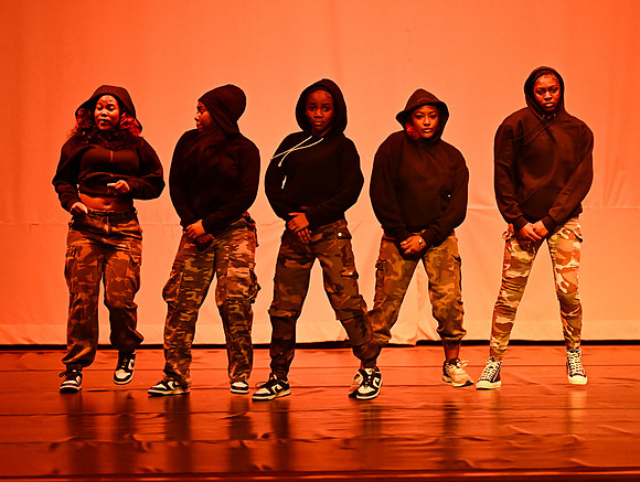 NTHSSeniorShowcase2618