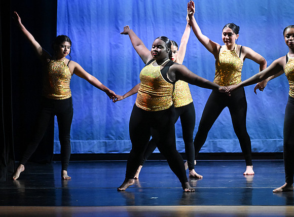 OMHSDance-02321