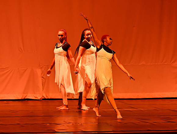 NTHSSeniorShowcase3848