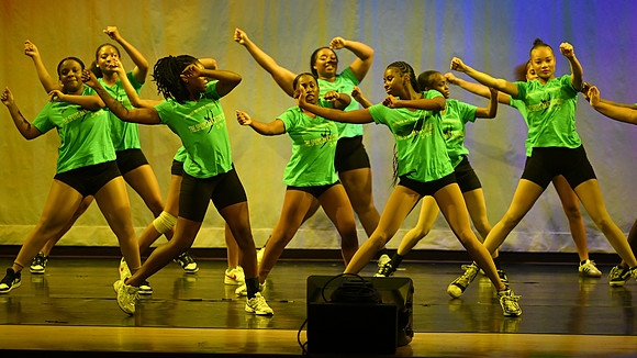 OMHSDance-00881