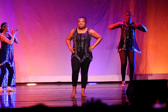 OMHSDance1580