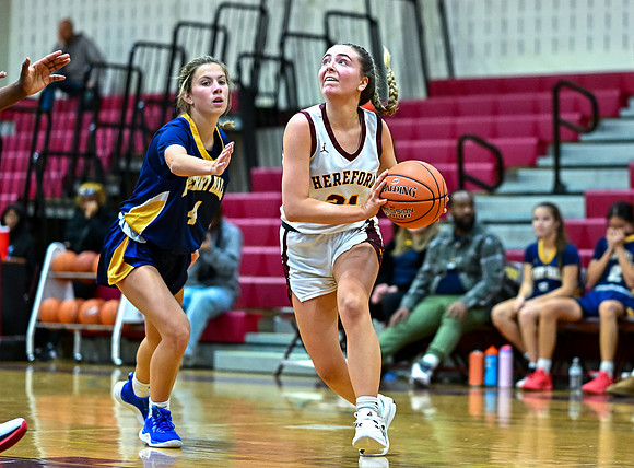 HerefordWBBall-01034