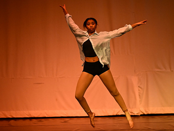 NTHSSeniorShowcase1603