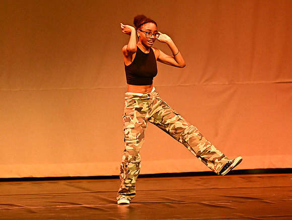 NTHSSeniorShowcase3181