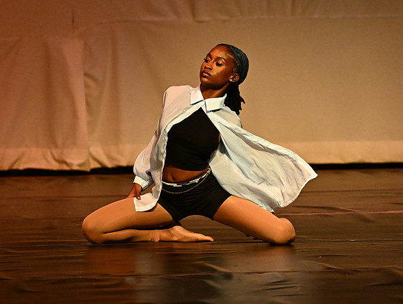 NTHSSeniorShowcase1620