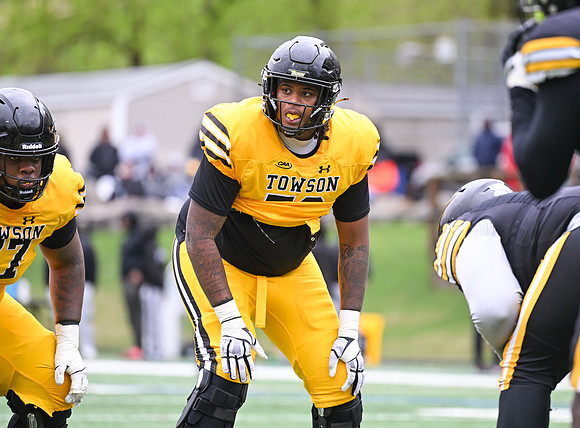 TowsonFB09850