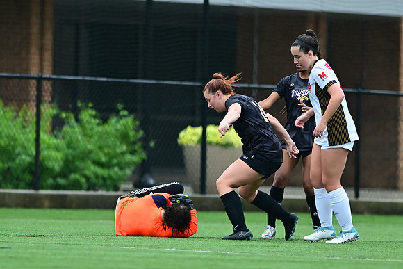 TU-Soccer2374