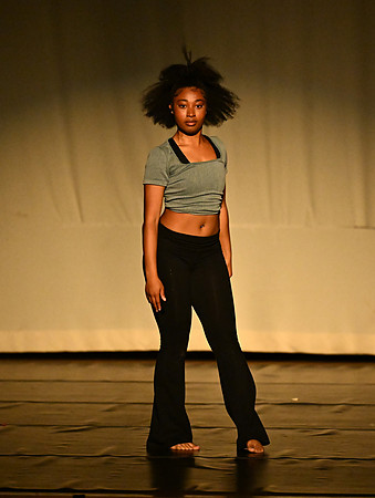 NTHSSeniorShowcase4756