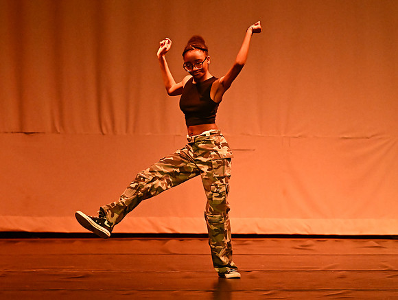 NTHSSeniorShowcase3110