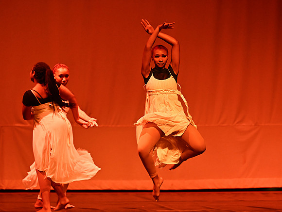 NTHSSeniorShowcase3855