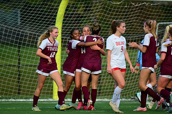 Towson-v-Dulaney-01802