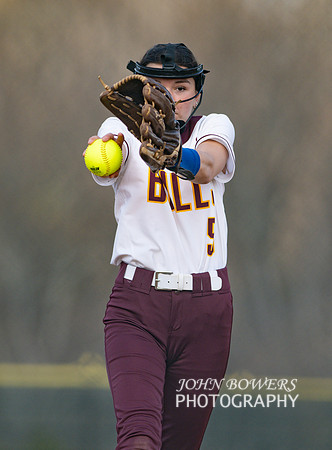 BullSoftball01319