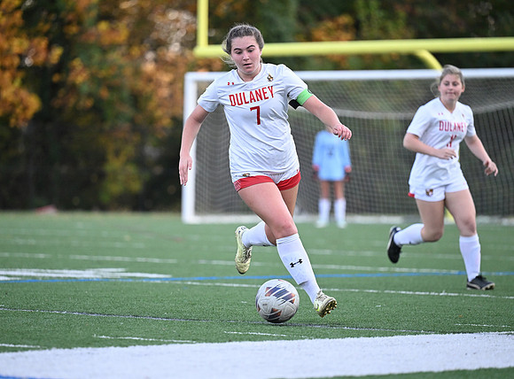 Towson-v-Dulaney-00233