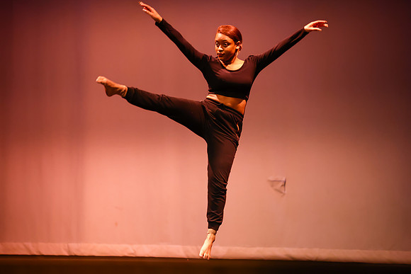 NewtonDance (15 of 10)