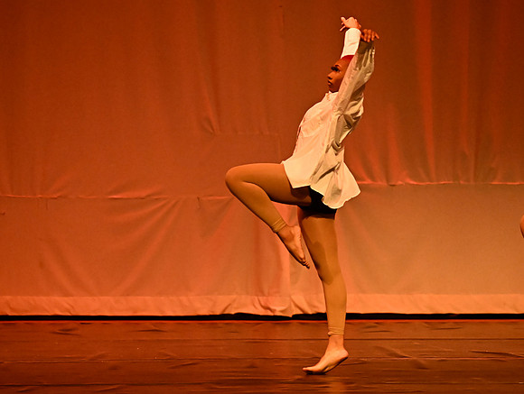 NTHSSeniorShowcase1079