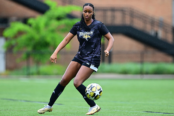TU-Soccer1215