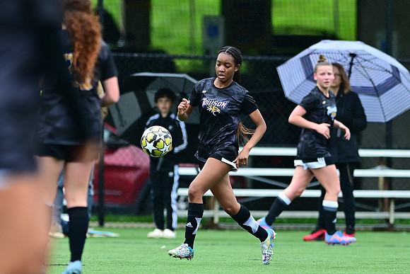 TU-Soccer1039