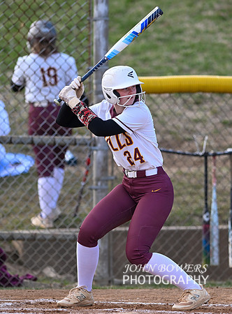 BullSoftball01469