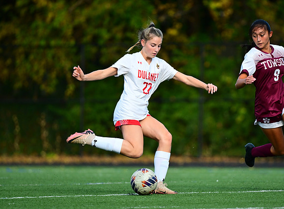 Towson-v-Dulaney-01016