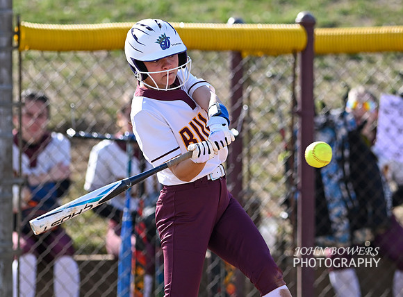BullSoftball01698