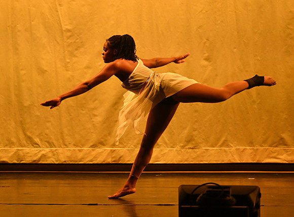 OMHSDance-00034