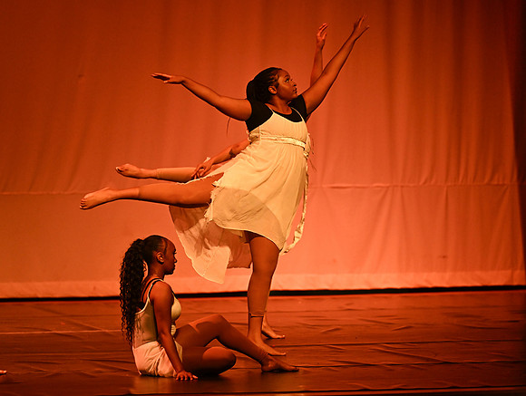 NTHSSeniorShowcase4197