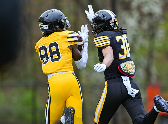 TowsonFB00580