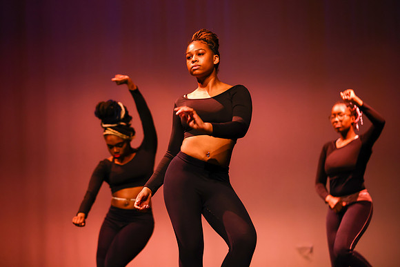 NewtonDance (10 of 10)