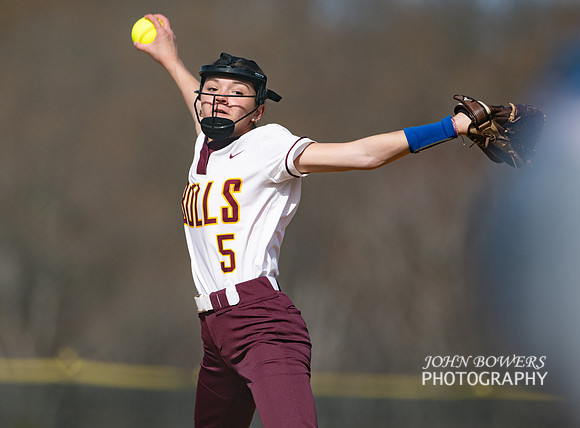 BullSoftball01293