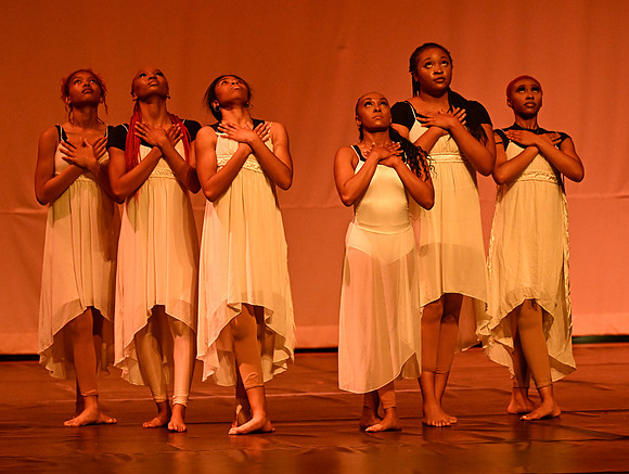 NTHSSeniorShowcase4261