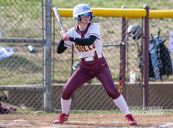 BullSoftball01374