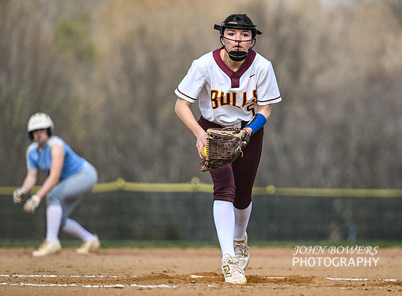 BullSoftball00636