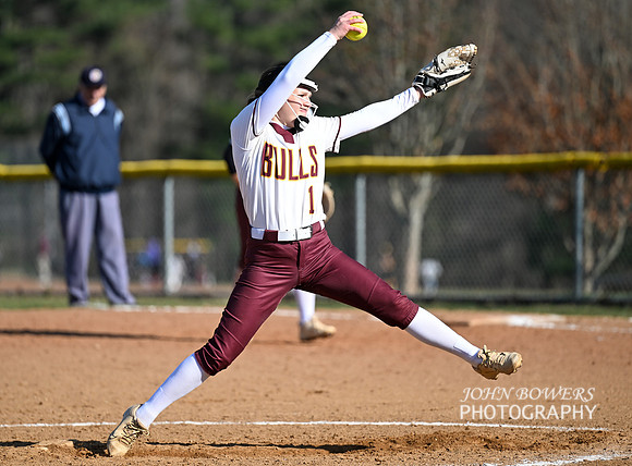 BullSoftball00833
