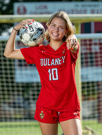 DulaneyWSoccer-00453