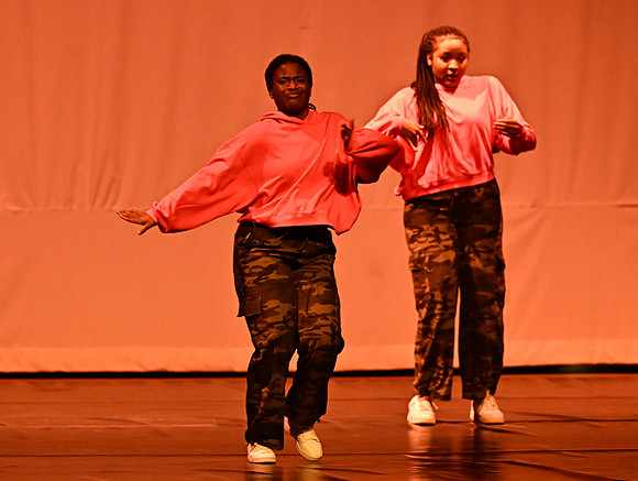NTHSSeniorShowcase3384