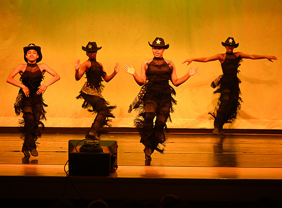 OMHSDance-00405