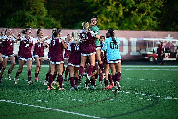 Towson-v-Dulaney-04053