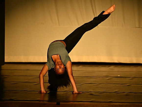 NTHSSeniorShowcase4751