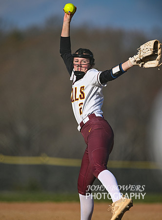 BullSoftball02129