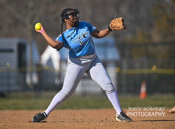 BullSoftball01781