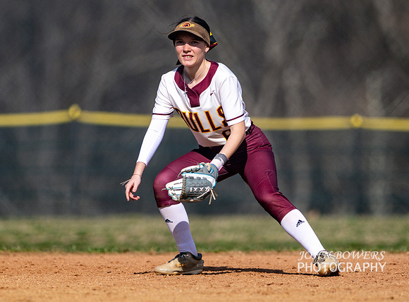 BullSoftball01258