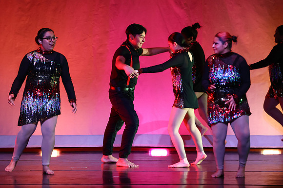 OMHSDance1180