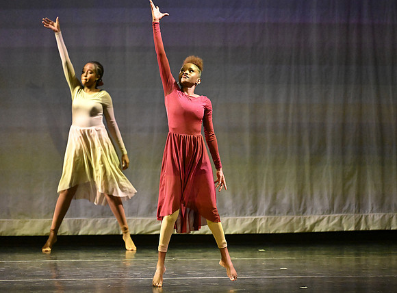 OMHSDance-03163