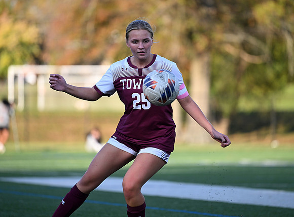 Towson-v-Dulaney-00116