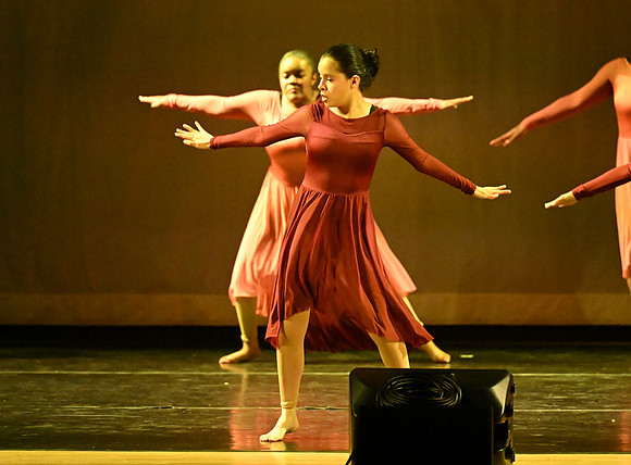 OMHSDance-03125