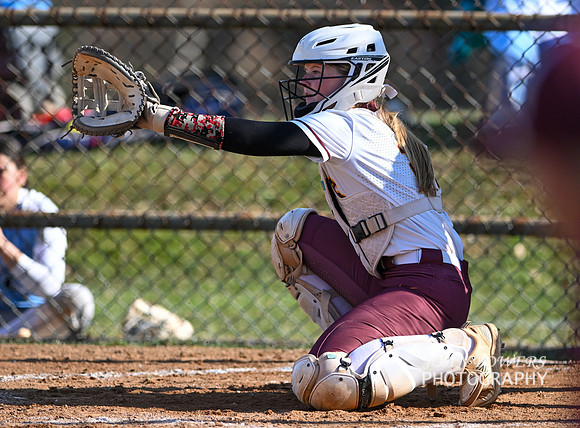 BullSoftball01873