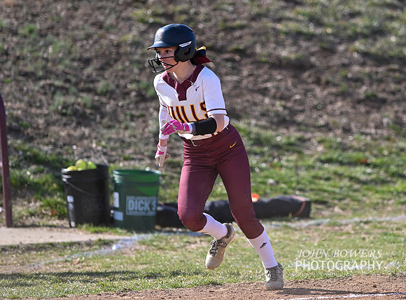 BullSoftball01679