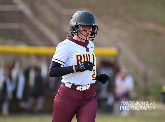 BullSoftball01466