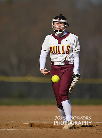 BullSoftball01793
