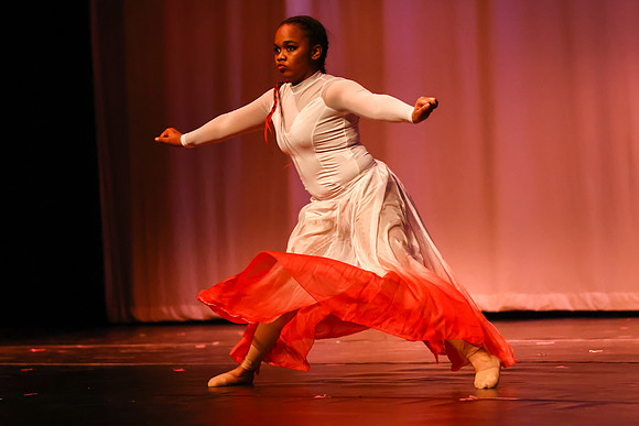 NewtonDance (322 of 6)
